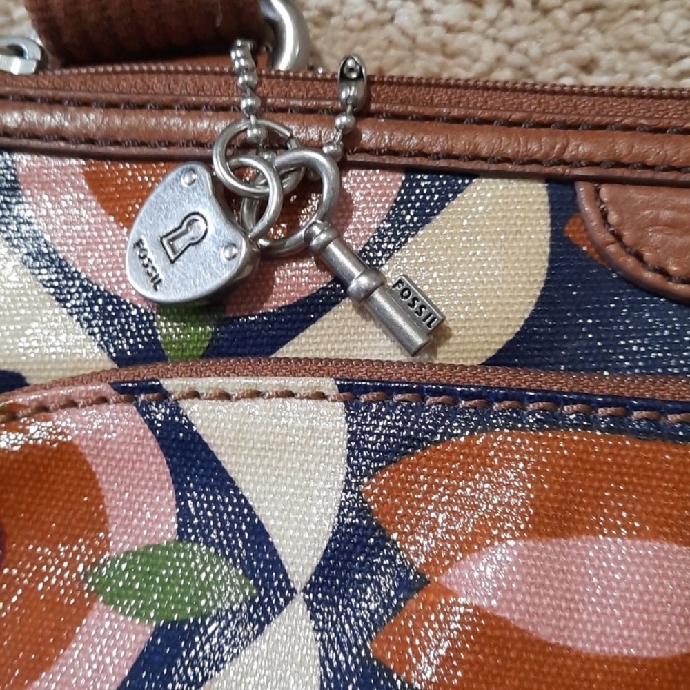 Fossil Key Per coated canvas Crossbody Bag Retro print. - Picture 4 of 7